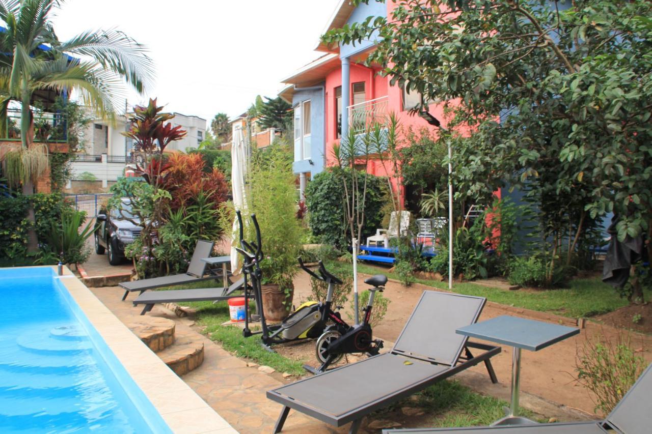 Umusambi B&B Kigali Extérieur photo