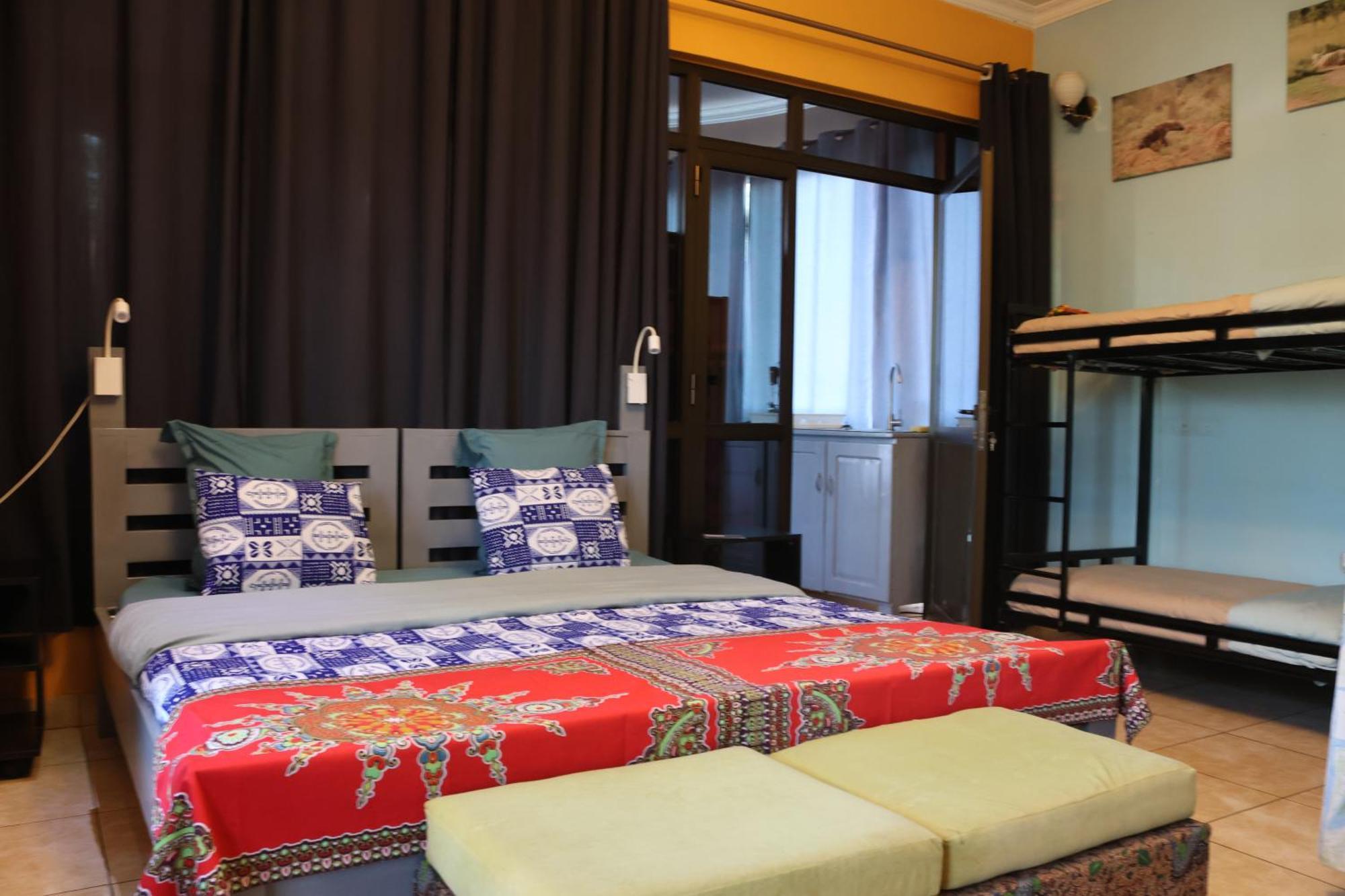Umusambi B&B Kigali Extérieur photo