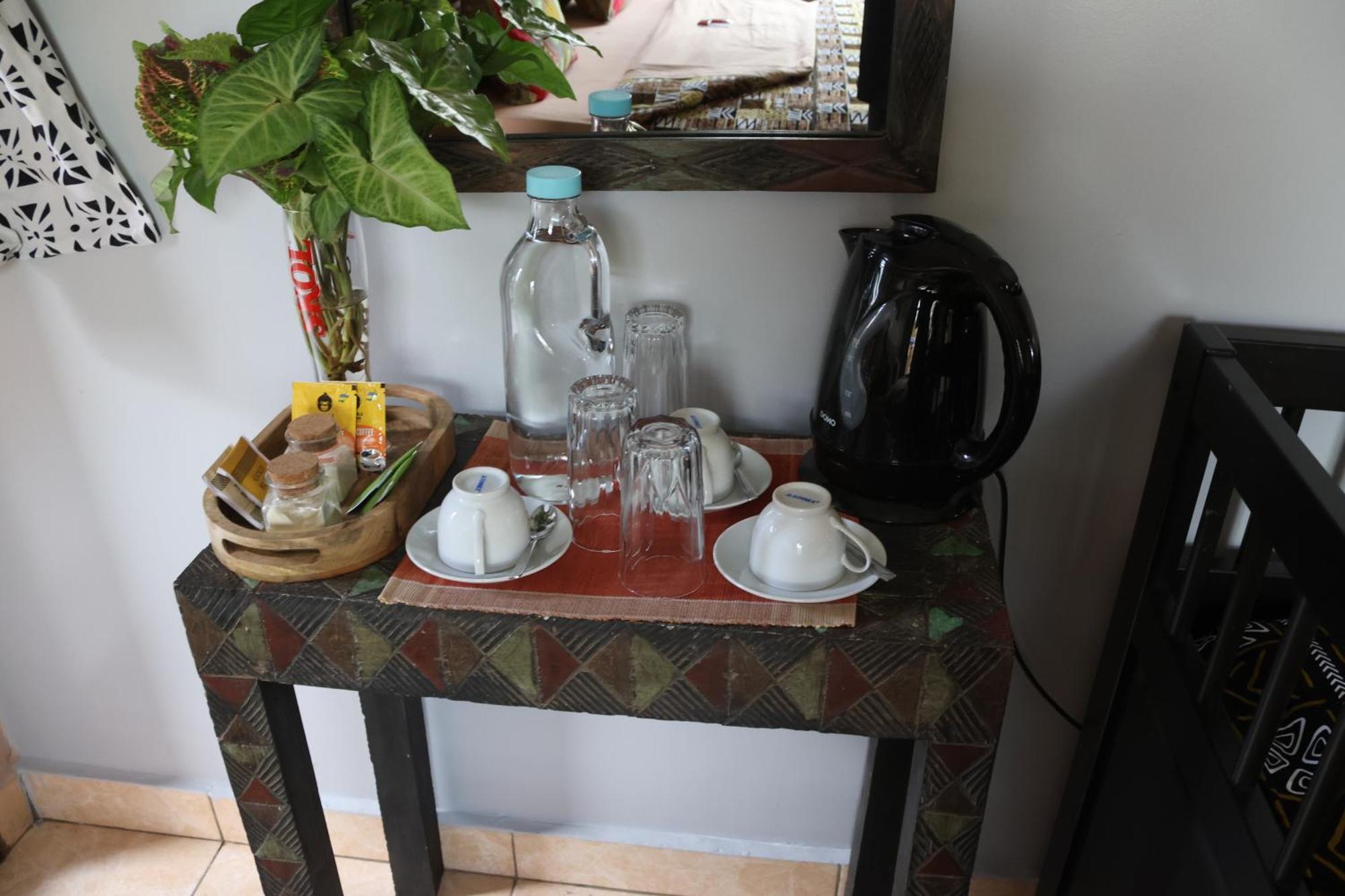 Umusambi B&B Kigali Extérieur photo